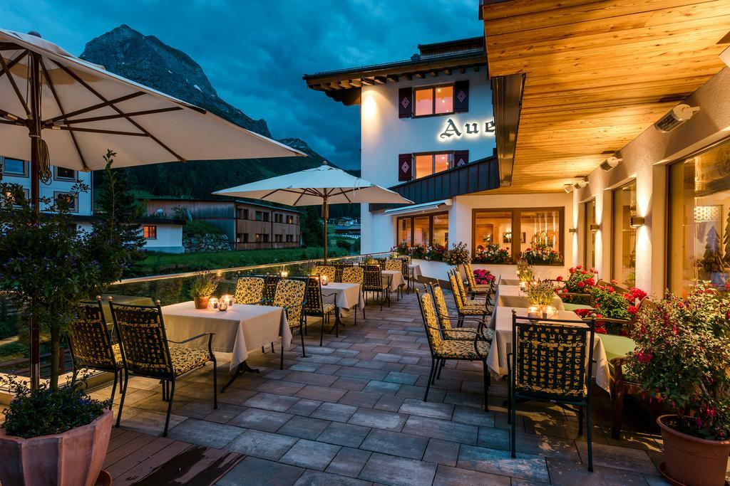 Hotel Auenhof Lech am Arlberg Exterior photo
